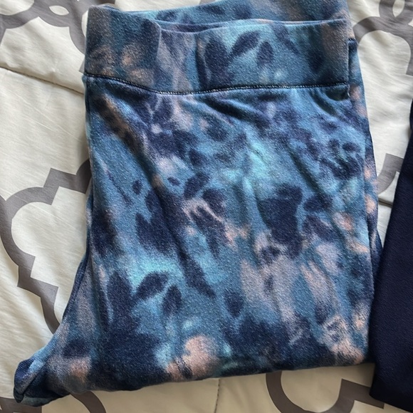 Ladies Long Sleeved Pajama Set - Picture 10 of 12